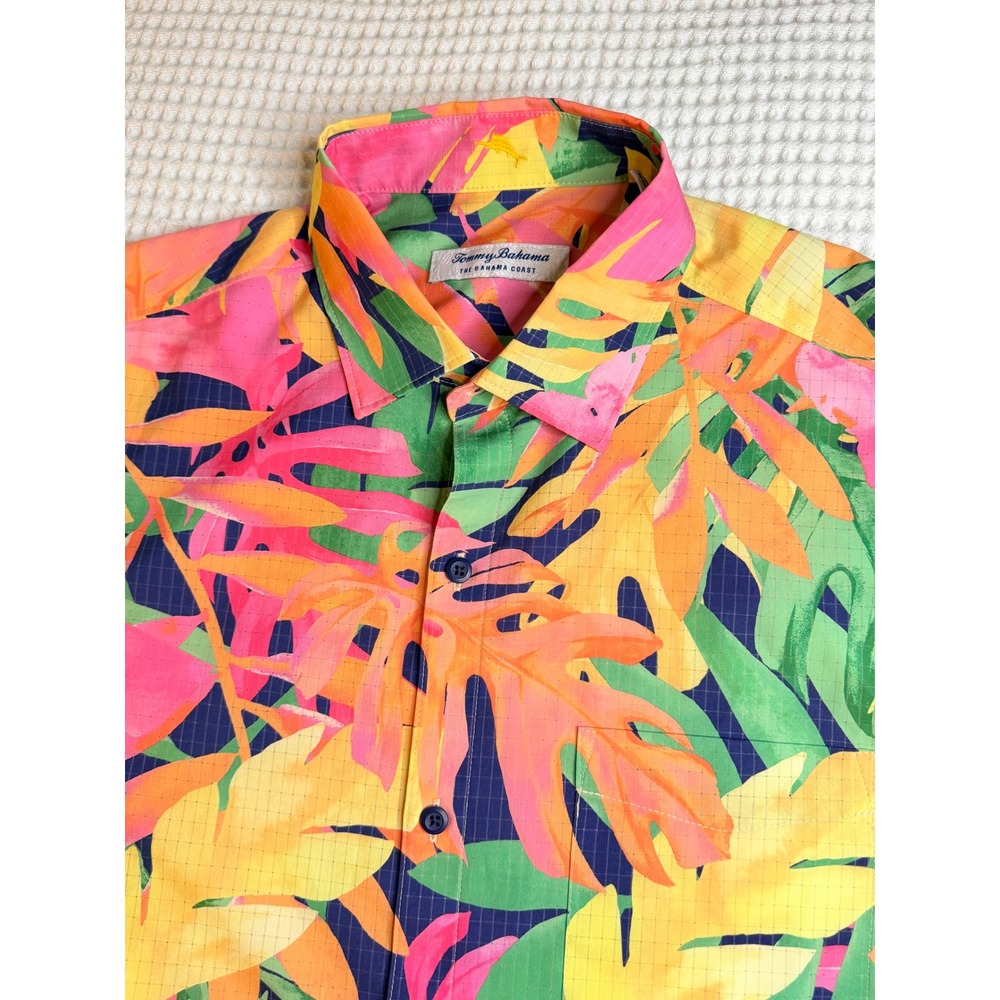 Tommy Bahama Button Down Mens M Multicolor Tropical IslandZone Ripstop Shirt